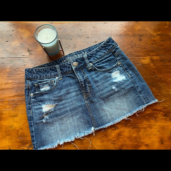 American Eagle Outfitters Dresses & Skirts - American Eagle Distressed Denim Mini Skirt size 2